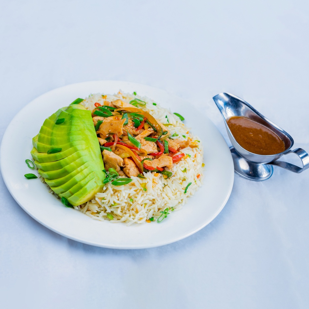 CHICKEN STIR FRY WITH ACCOMPANIMENTS (RICE)