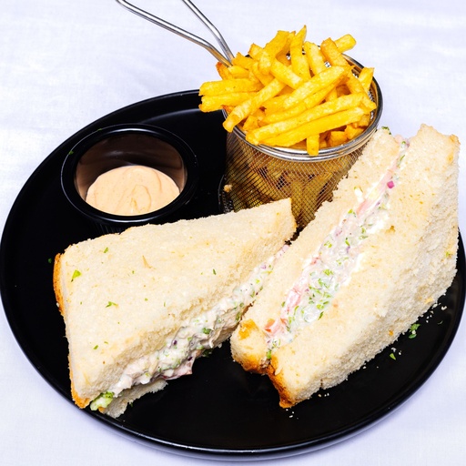 [LC132] Chicken Mayo Sub Sandwich